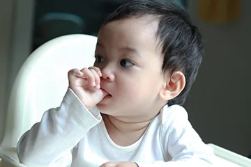 お子様にこんなクセがありませんか?